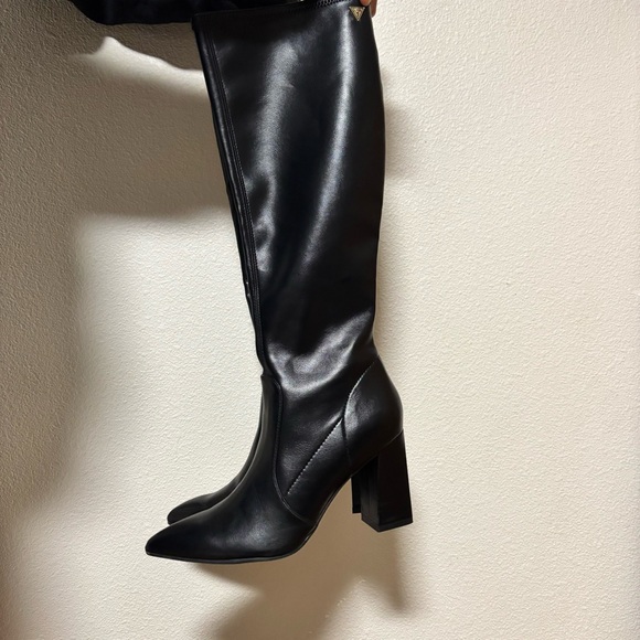 Guess Black Over the Knee Boots - Picture 1 of 3